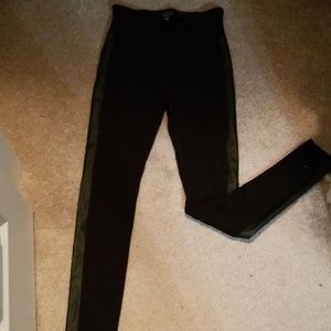 Spanx Assets Red Hot Label Leggins